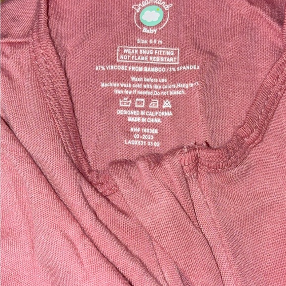 Dreamland Baby Bamboo Pajamas w/cuffs. Size 6-9 months - Picture 3 of 4